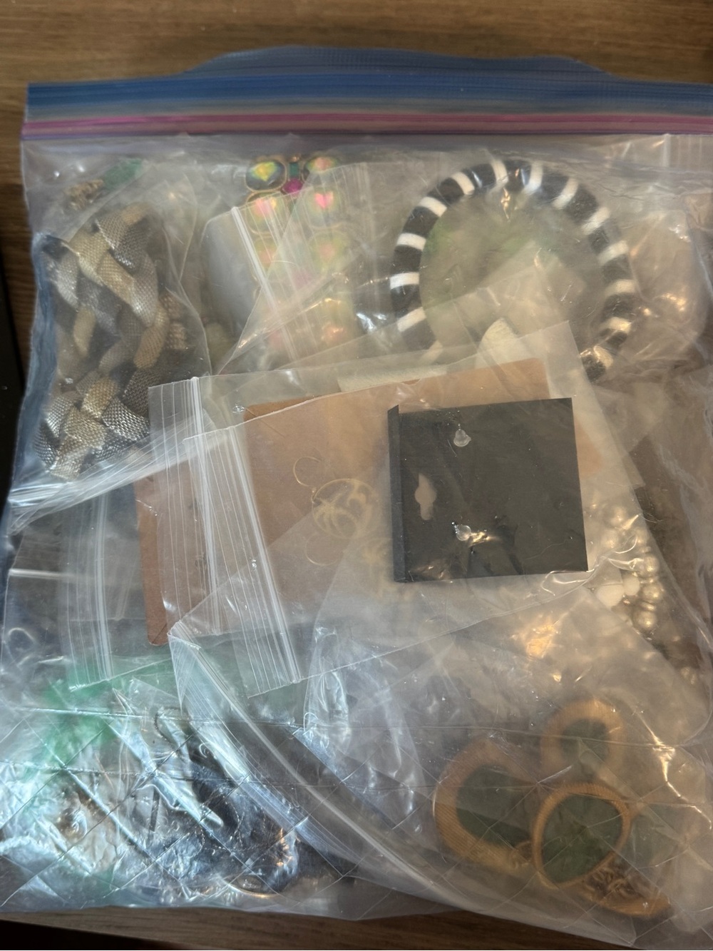Vintage & Contemporary Wearable Mixed Jewelry Lot.  2.5 lbs - Picture 2 of 3